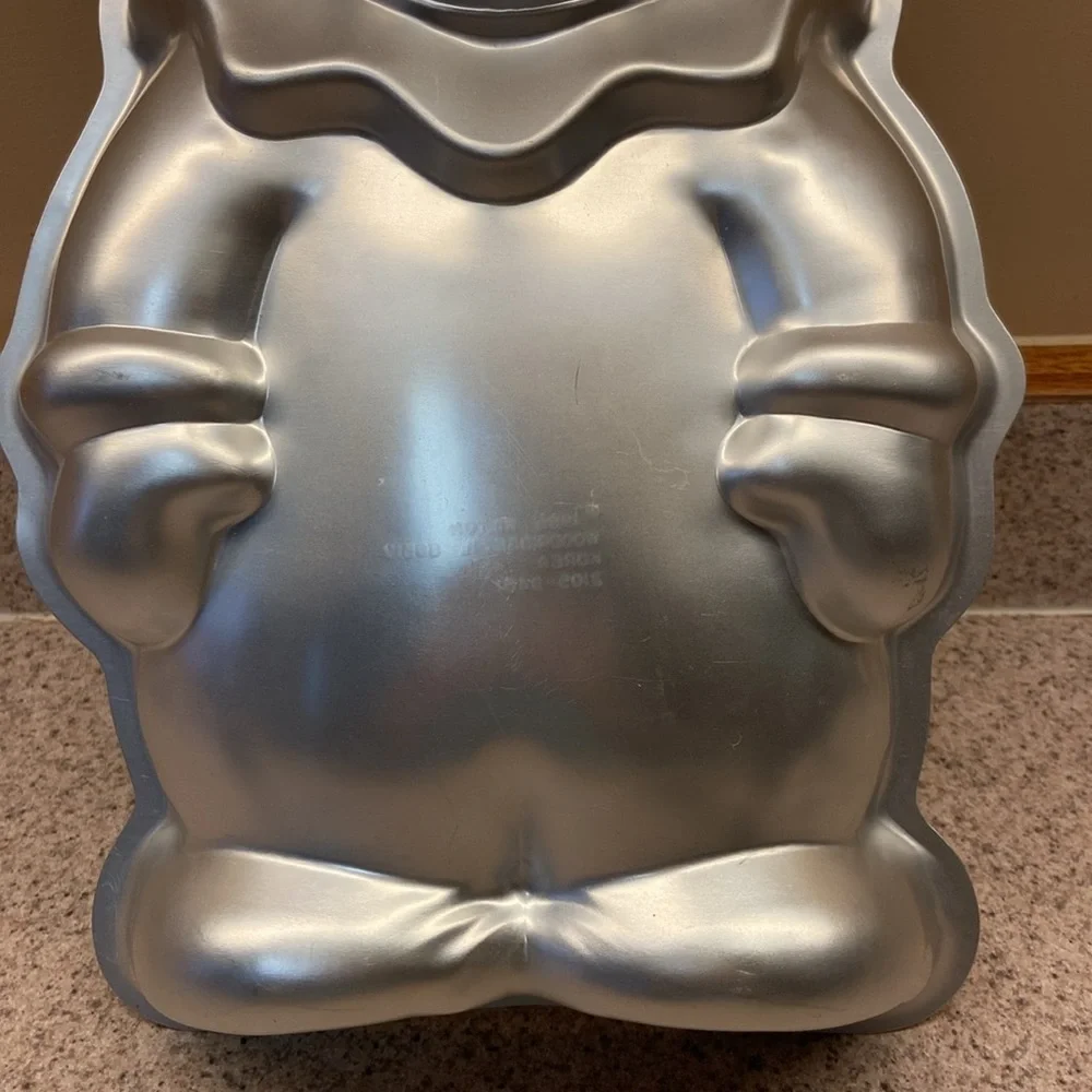 Vintage/Retired 1986 Wilton Circus Clown Aluminum Cake Pan Wilton 2105-9401